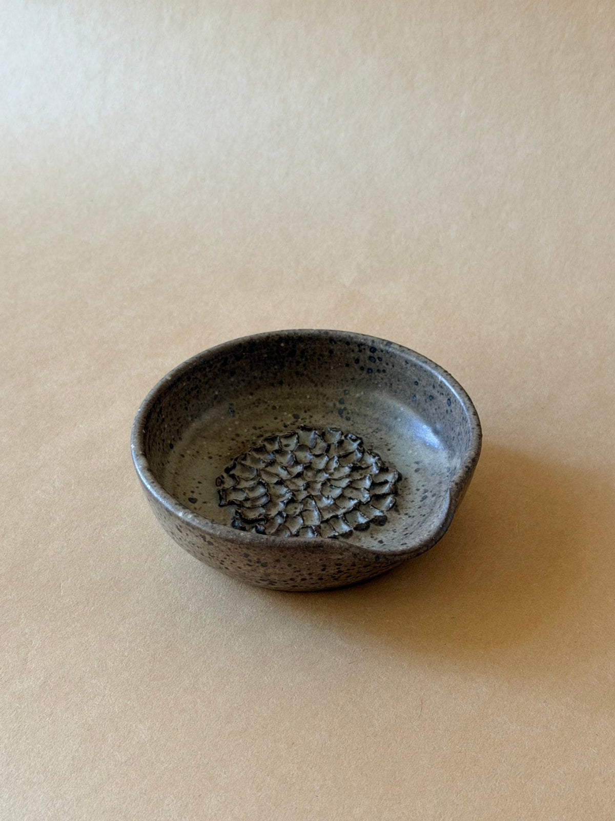 Garlic Grater | Gray